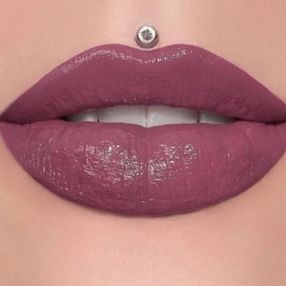 JEFFREE STAR SUPREME GLOSS IMPROPER NWT